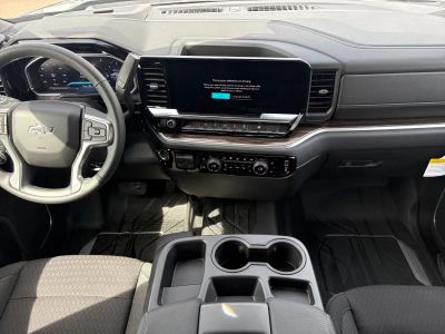2026 Chevrolet Silverado 1500 — photo 13 view