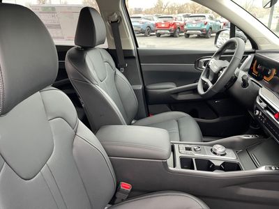 2026 Kia Sorento Hybrid — photo 15 view