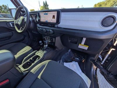 2026 Jeep Wrangler — photo 11 view