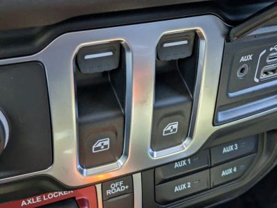 2026 Jeep Wrangler — photo 15 view
