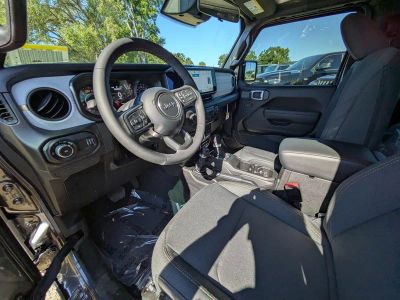 2026 Jeep Wrangler — photo 12 view