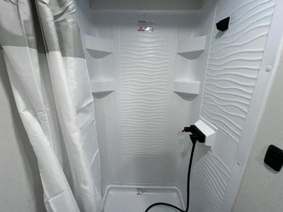 2026 Grand Design Transcend One - Photo 24