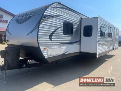 2016 Salem 31KQBTS — front three-quarter view