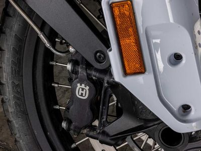 2024 Husqvarna Norden 901 - Photo 5