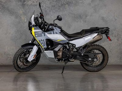 2024 Husqvarna Norden 901 - Photo 2