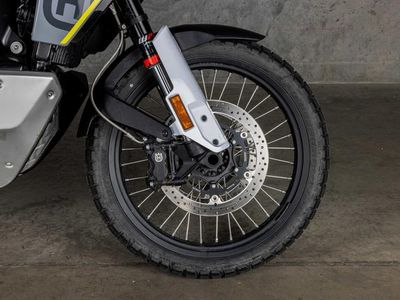2024 Husqvarna Norden 901 - Photo 4