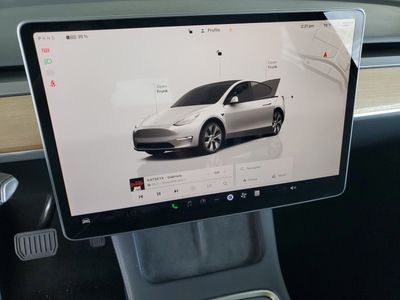 2023 Tesla Model Y - Photo 25