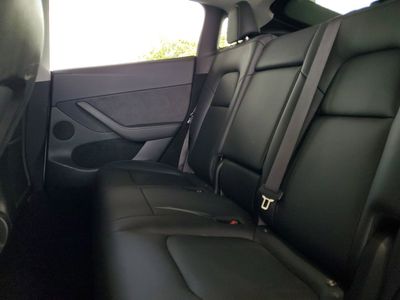 2023 Tesla Model Y - Photo 8