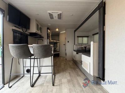 2023 Forest River RV No Boundaries - Photo 9