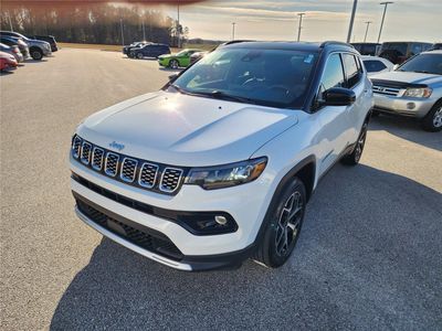 2026 Pre-Owned 2025 Jeep Compass - Photo 2