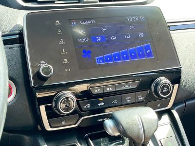 2017 Honda CR-V — photo 16 view