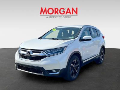 2017 Honda CR-V — rear three-quarter view