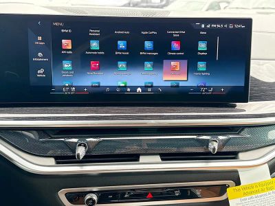 2026 BMW X5 — photo 31 view