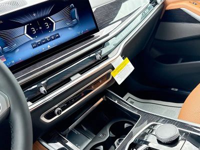 2026 BMW X5 — photo 29 view