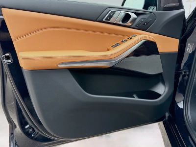 2026 BMW X5 — photo 23 view
