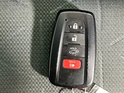 2020 Toyota RAV4 Hybrid — photo 32 view