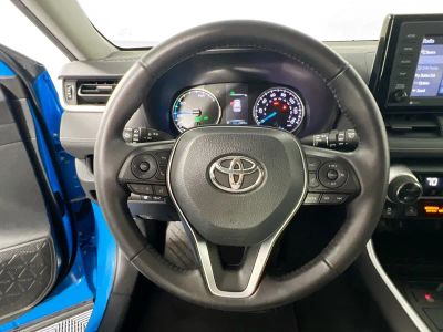 2020 Toyota RAV4 Hybrid — photo 15 view