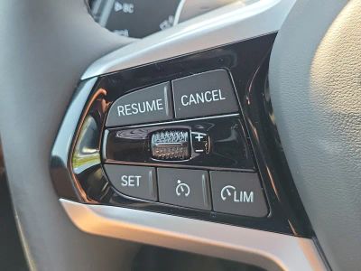 2026 BMW 3 Series — photo 25 view