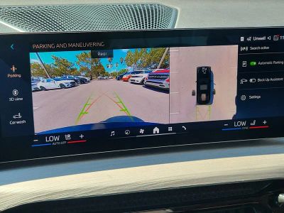 2026 BMW 3 Series — photo 29 view
