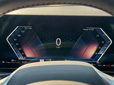 2026 BMW 3 Series — photo 27 view