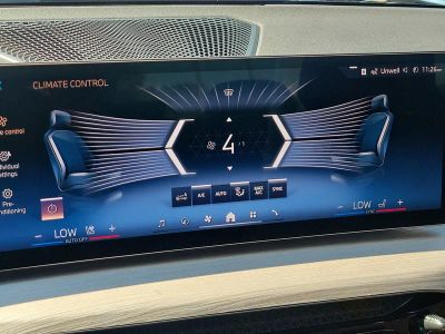 2026 BMW 3 Series — photo 28 view