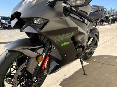 2025 Kawasaki Ninja ZX-10RR ABS - Photo 3