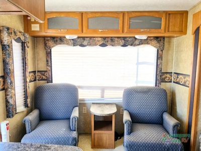 2007 Keystone RV Cougar - Photo 12