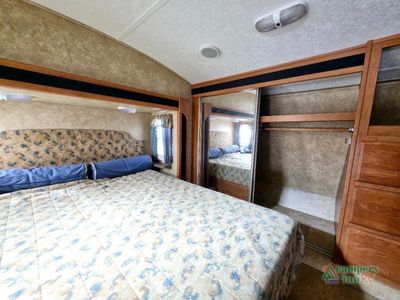 2007 Keystone RV Cougar - Photo 19