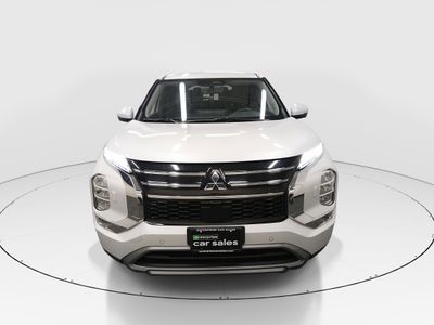 2025 Mitsubishi Outlander - Photo 2