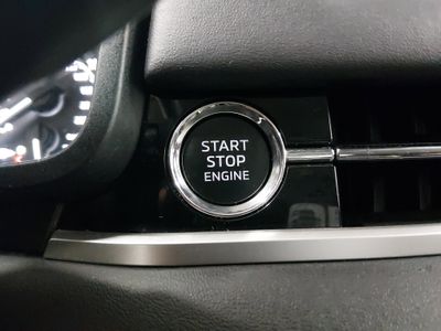 2025 Mitsubishi Outlander - Photo 20