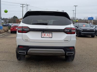 2025 Honda Pilot - Photo 4