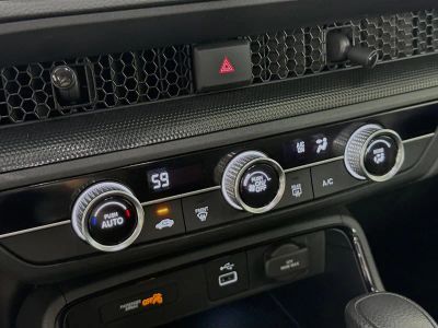2025 Honda CR-V — photo 14 view