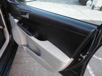 2013 Toyota Camry - Photo 13