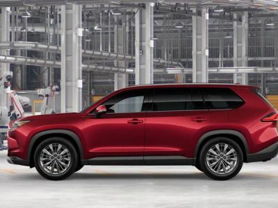 2026 Toyota Grand Highlander — engine compartment view