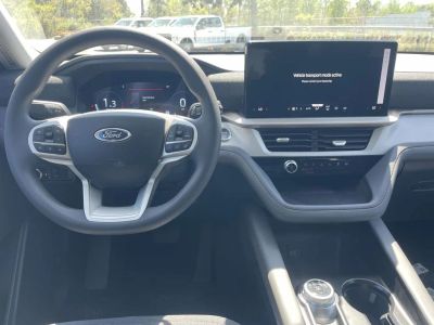 2026 Ford Explorer — photo 9 view