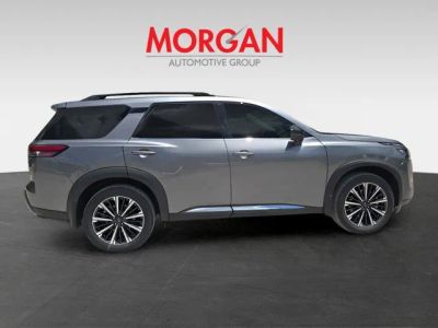 2026 Nissan Pathfinder — photo 9 view