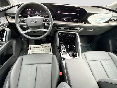 2025 Audi Q5 — photo 14 view
