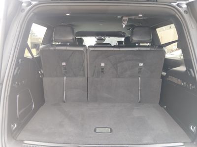2024 Jeep Wagoneer — photo 11 view
