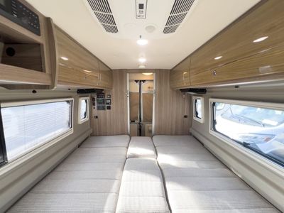 2020 Winnebago TRAVATO - Photo 21