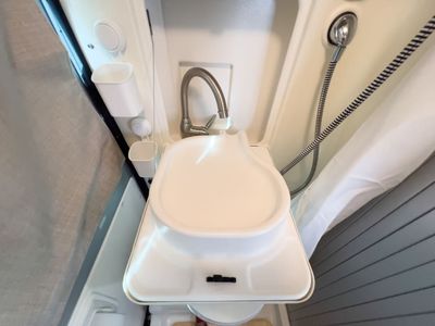 2020 Winnebago TRAVATO - Photo 18