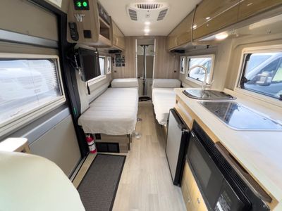 2020 Winnebago TRAVATO - Photo 5