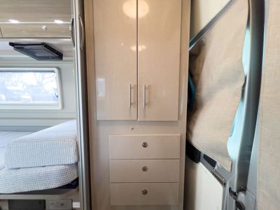 2020 Winnebago TRAVATO - Photo 19