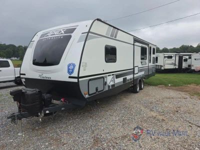 2022 Coachmen RV Apex Ultra-Lite — interior view