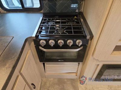 2022 Coachmen RV Apex Ultra-Lite — photo 22 view