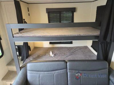 2022 Coachmen RV Apex Ultra-Lite — photo 28 view