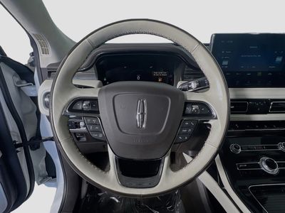 2022 Lincoln Nautilus - Photo 15