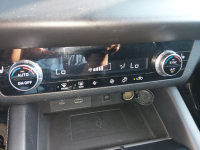 2024 Mitsubishi Outlander - Photo 19