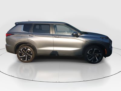 2024 Mitsubishi Outlander - Photo 8
