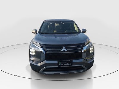 2024 Mitsubishi Outlander - Photo 2