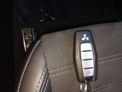 2024 Mitsubishi Outlander - Photo 15